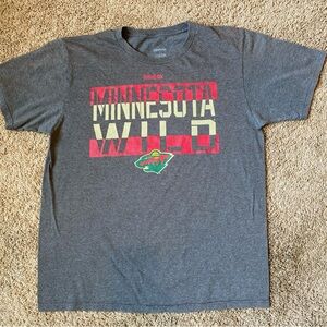 Minnesota Wild Hockey T Shirt Men’s Large NHL gray Crew Neck Soft Reebok Short